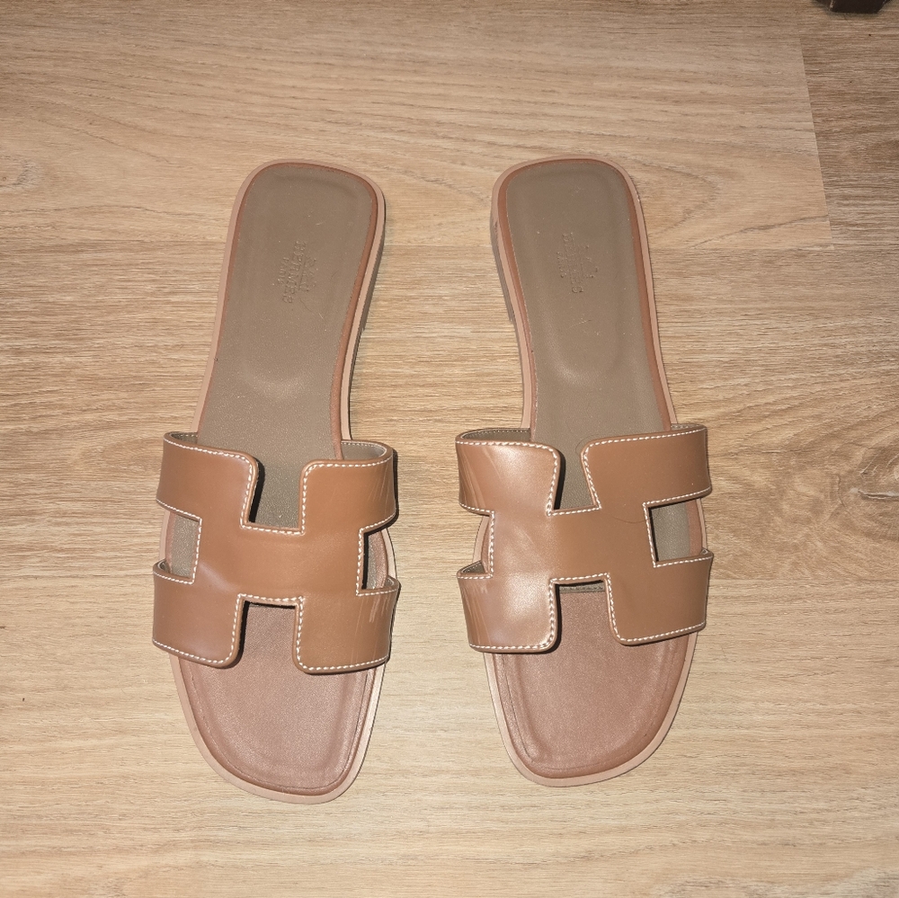 Hermes Tan Slides